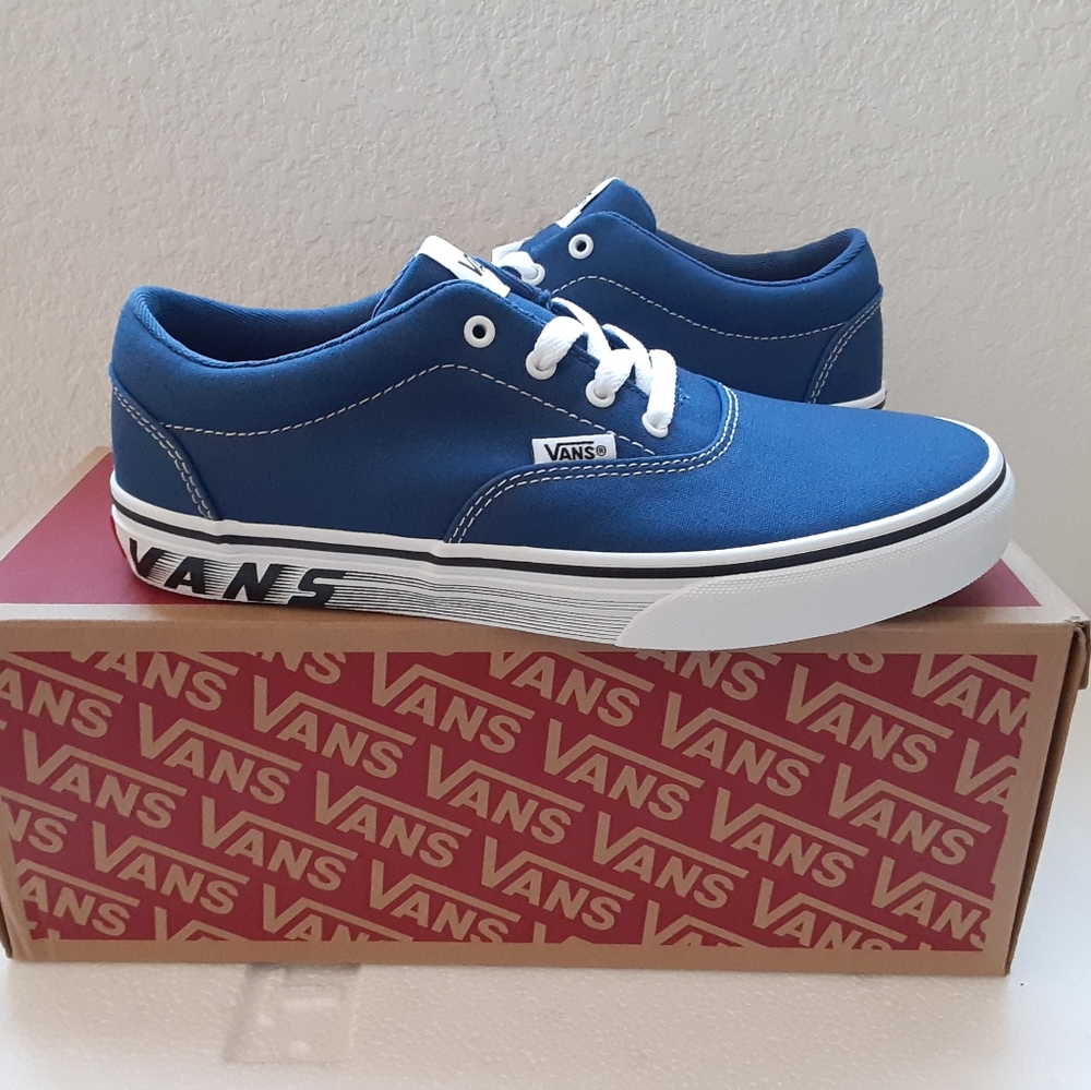 Vans - Picture 1 of 4